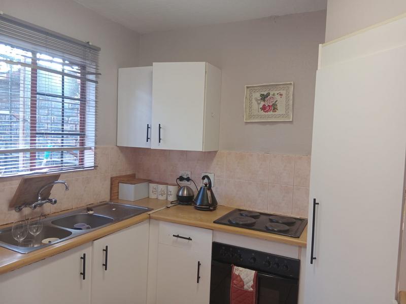 2 Bedroom Property for Sale in Hennopspark Gauteng