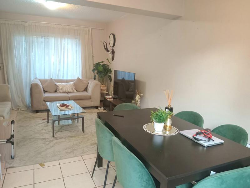 2 Bedroom Property for Sale in Hennopspark Gauteng