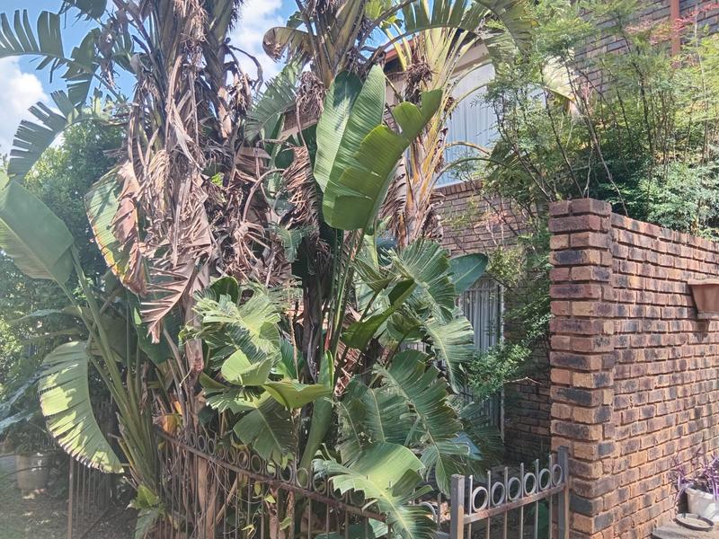 2 Bedroom Property for Sale in Hennopspark Gauteng