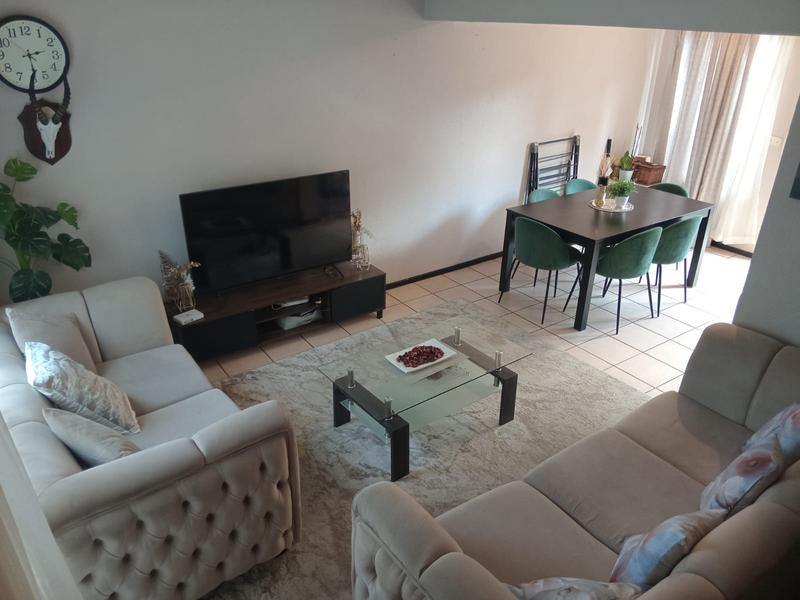 2 Bedroom Property for Sale in Hennopspark Gauteng