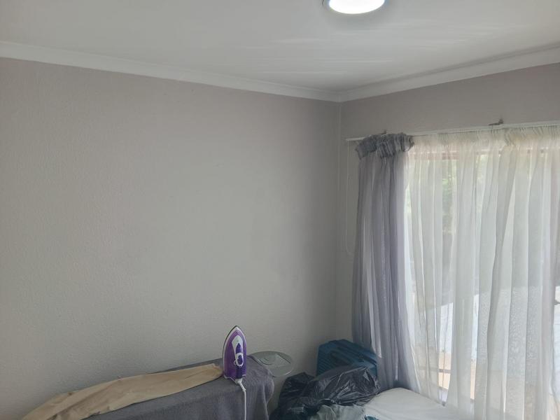 2 Bedroom Property for Sale in Hennopspark Gauteng