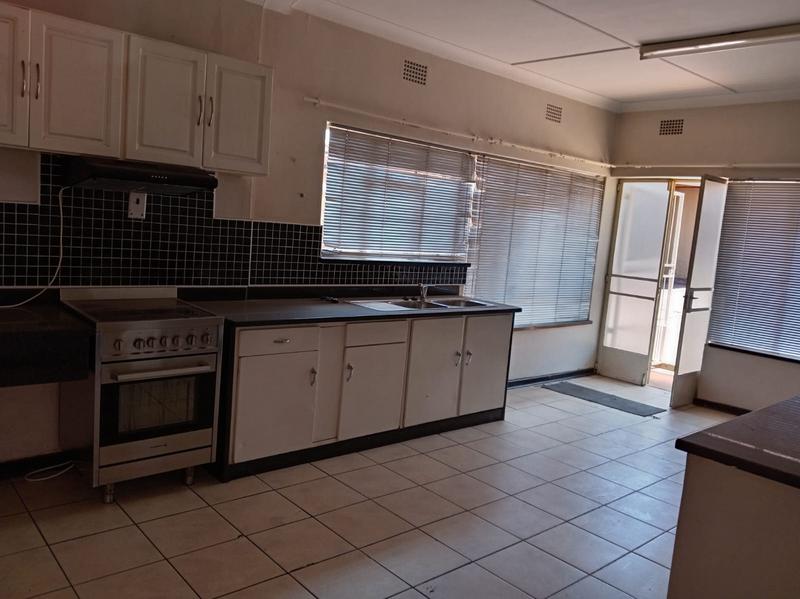 4 Bedroom Property for Sale in Sunnyridge Gauteng