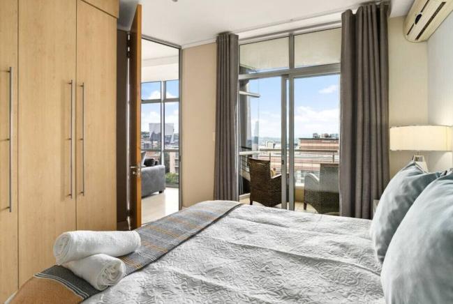 1 Bedroom Property for Sale in Hyde Park Gauteng