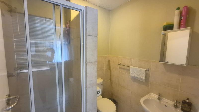 To Let 2 Bedroom Property for Rent in Auckland Park Gauteng