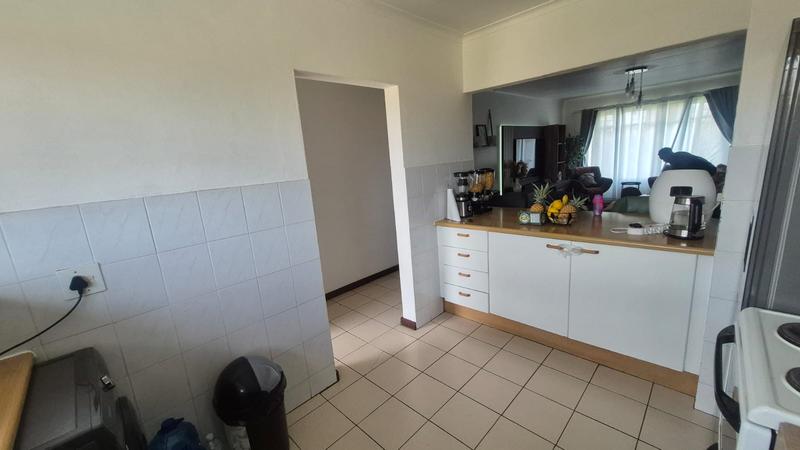 To Let 2 Bedroom Property for Rent in Whiteridge Gauteng