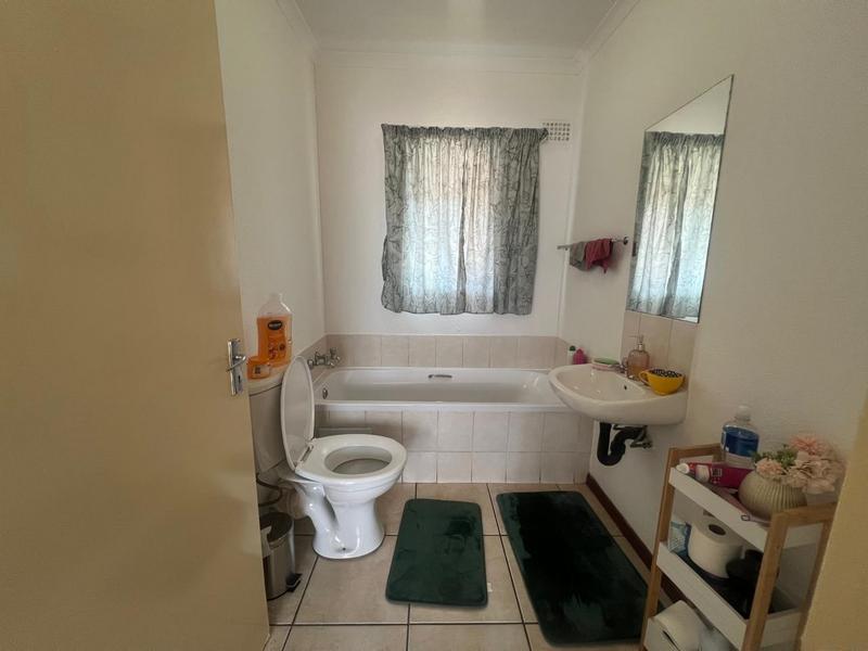 2 Bedroom Property for Sale in Aureus Gauteng
