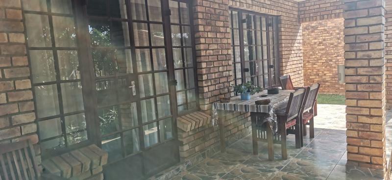 4 Bedroom Property for Sale in Ninapark Gauteng