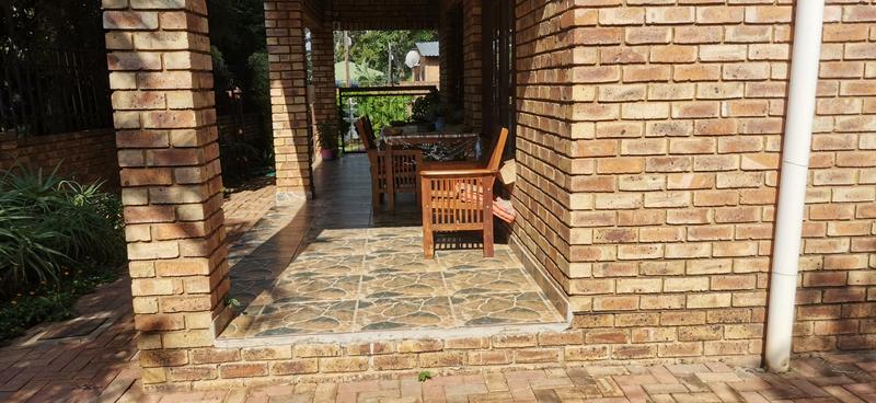4 Bedroom Property for Sale in Ninapark Gauteng