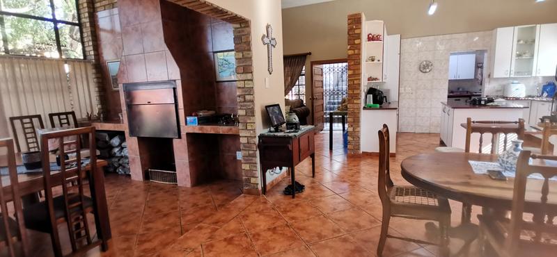 4 Bedroom Property for Sale in Ninapark Gauteng