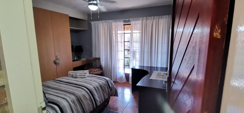 4 Bedroom Property for Sale in Ninapark Gauteng