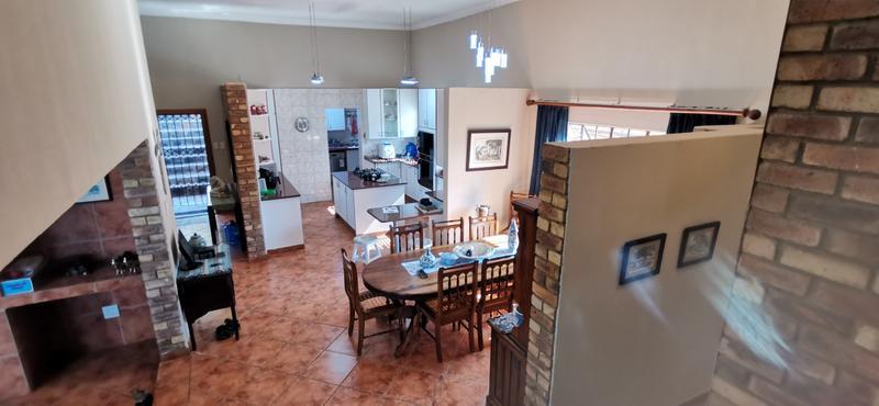 4 Bedroom Property for Sale in Ninapark Gauteng