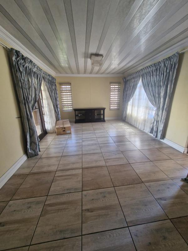 3 Bedroom Property for Sale in Theresa Park Gauteng