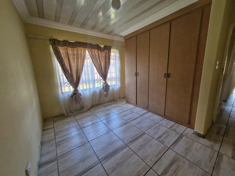 3 Bedroom Property for Sale in Theresa Park Gauteng