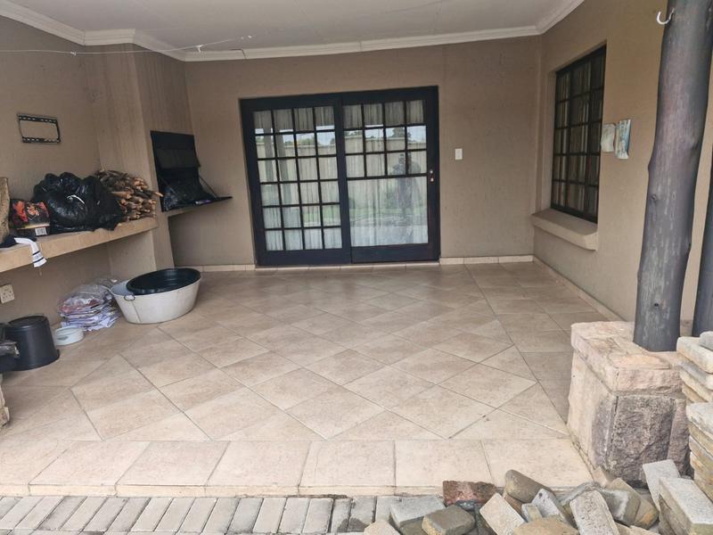 3 Bedroom Property for Sale in Theresa Park Gauteng