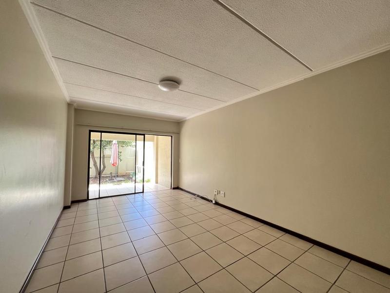 To Let 2 Bedroom Property for Rent in Fourways Gauteng