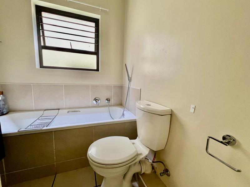 To Let 2 Bedroom Property for Rent in Fourways Gauteng