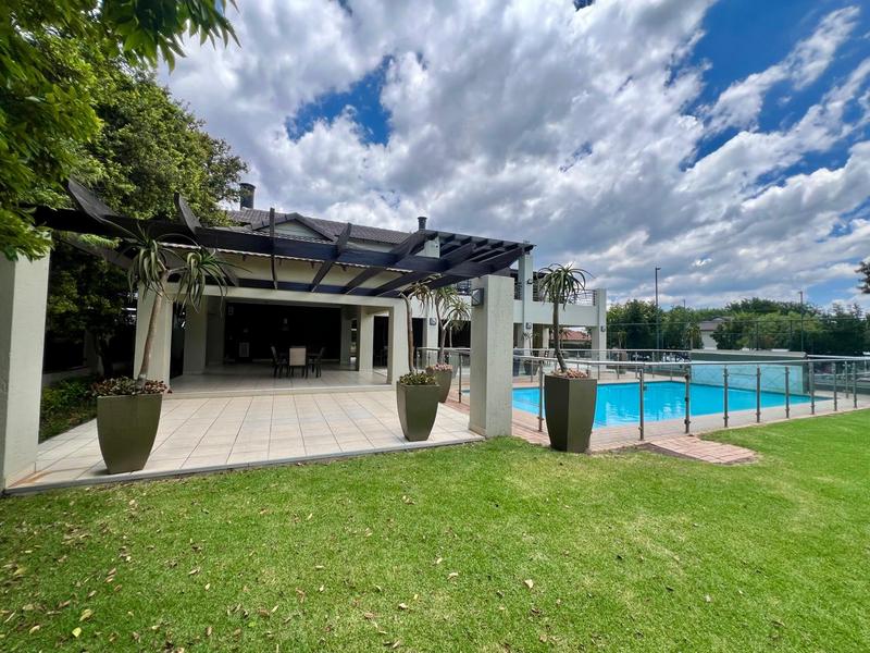 To Let 2 Bedroom Property for Rent in Fourways Gauteng