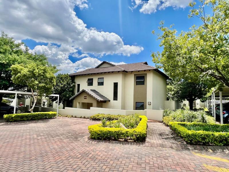 To Let 2 Bedroom Property for Rent in Fourways Gauteng