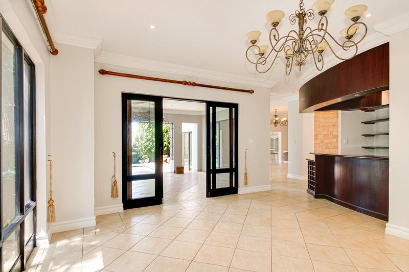 To Let 4 Bedroom Property for Rent in Dainfern Golf Estate Gauteng