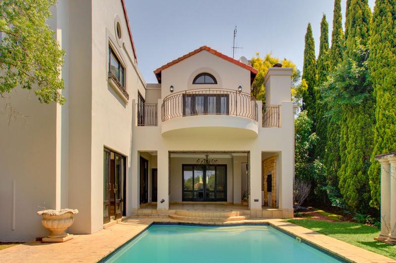 To Let 4 Bedroom Property for Rent in Dainfern Golf Estate Gauteng