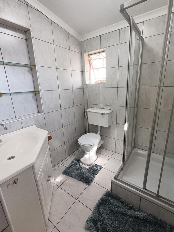 4 Bedroom Property for Sale in Wannenburghoogte Gauteng