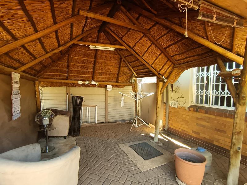 4 Bedroom Property for Sale in Wannenburghoogte Gauteng