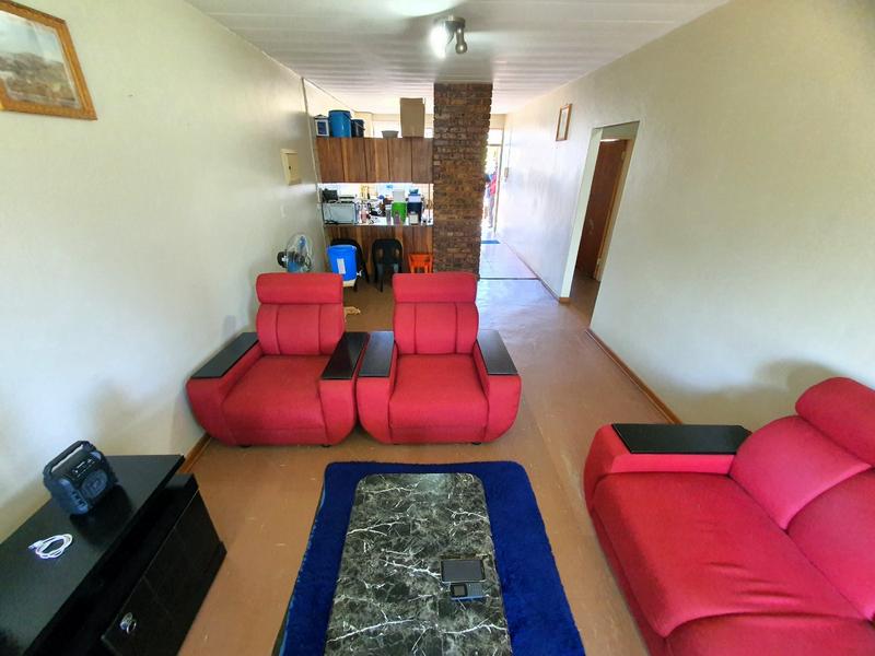 2 Bedroom Property for Sale in Pretoria North Gauteng