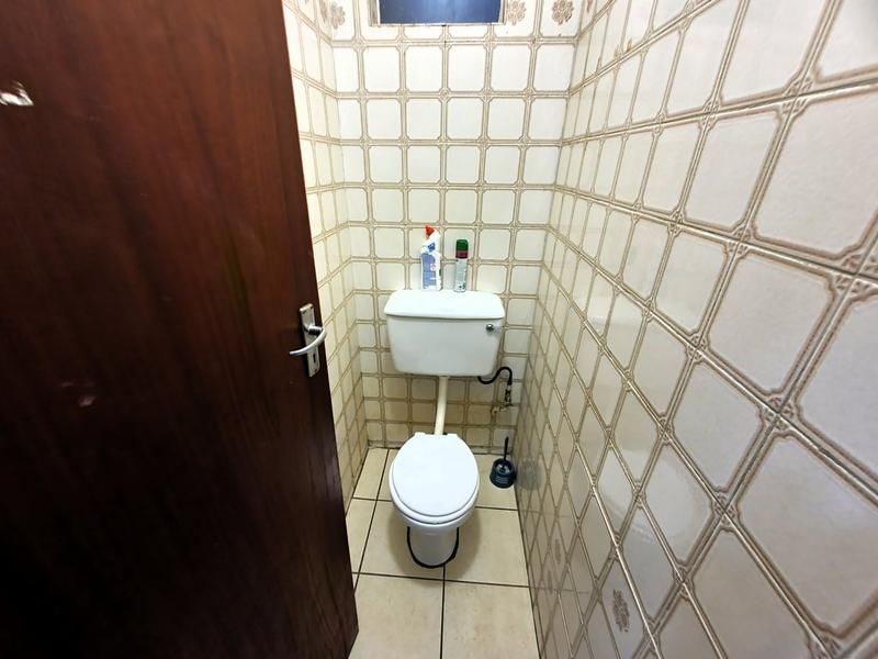 2 Bedroom Property for Sale in Pretoria North Gauteng