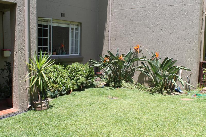 2 Bedroom Property for Sale in Eden Glen Gauteng