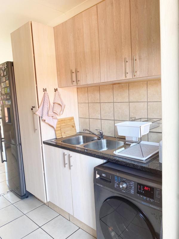 2 Bedroom Property for Sale in Malvern East Gauteng
