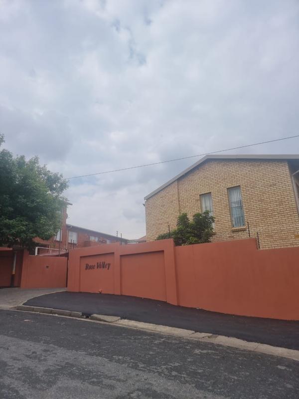 2 Bedroom Property for Sale in Malvern East Gauteng