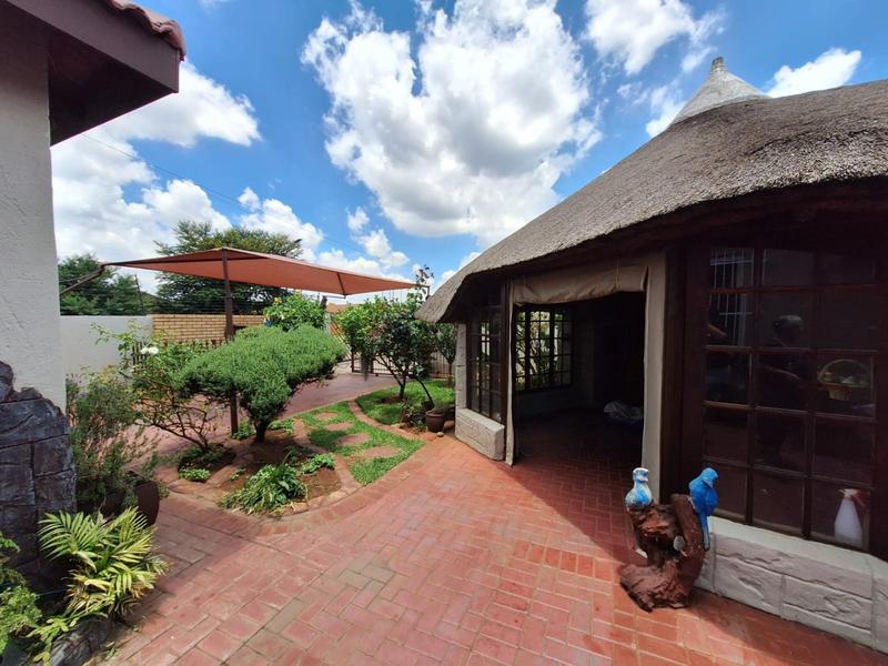 To Let 3 Bedroom Property for Rent in Eike Park Gauteng