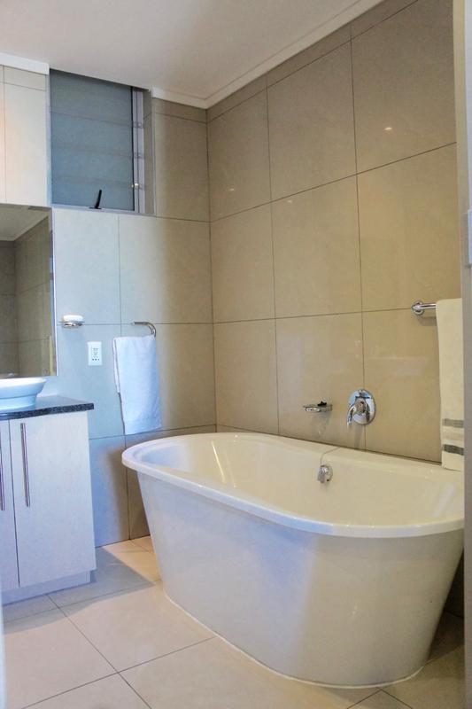 1 Bedroom Property for Sale in Sandown Gauteng