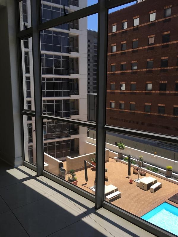 1 Bedroom Property for Sale in Sandown Gauteng