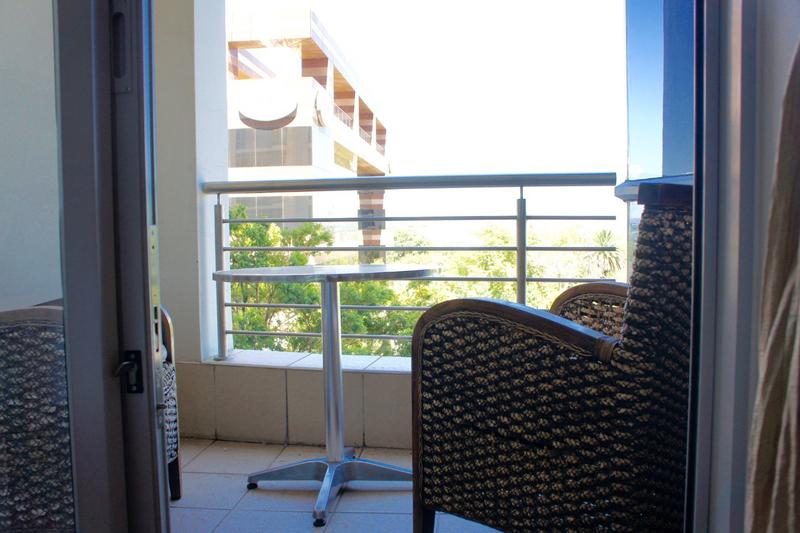 1 Bedroom Property for Sale in Sandown Gauteng