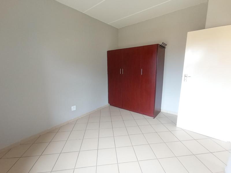 To Let 2 Bedroom Property for Rent in Groblerpark Gauteng