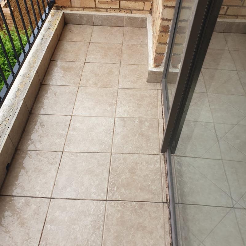 2 Bedroom Property for Sale in Florida Park Gauteng