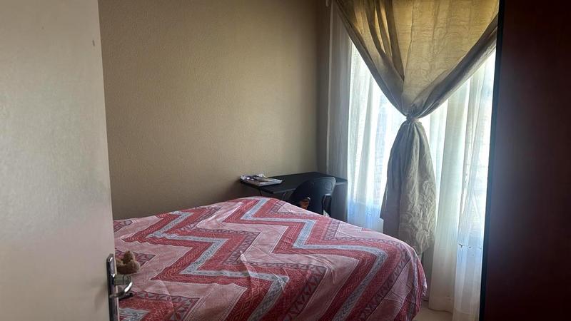 2 Bedroom Property for Sale in Witpoortjie Gauteng