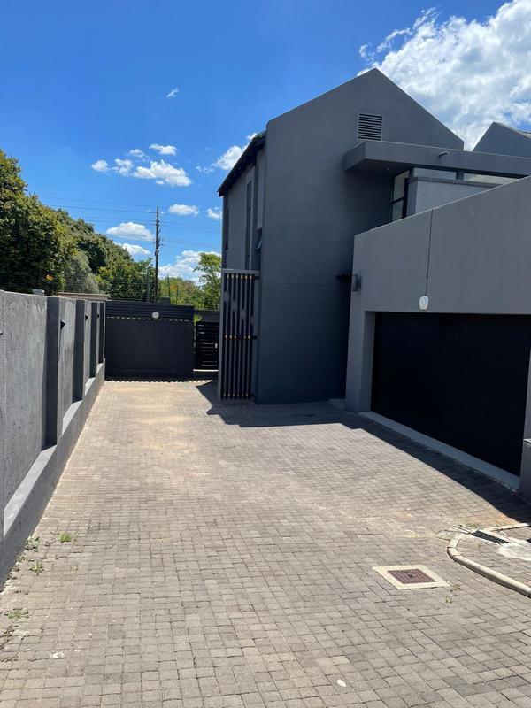 3 Bedroom Property for Sale in Raslouw Gauteng