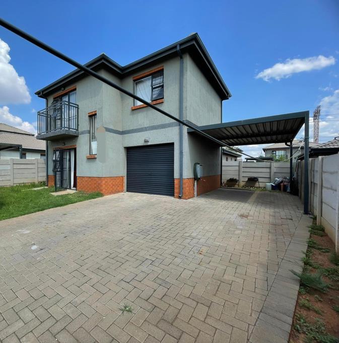3 Bedroom Property for Sale in Albertsdal Gauteng