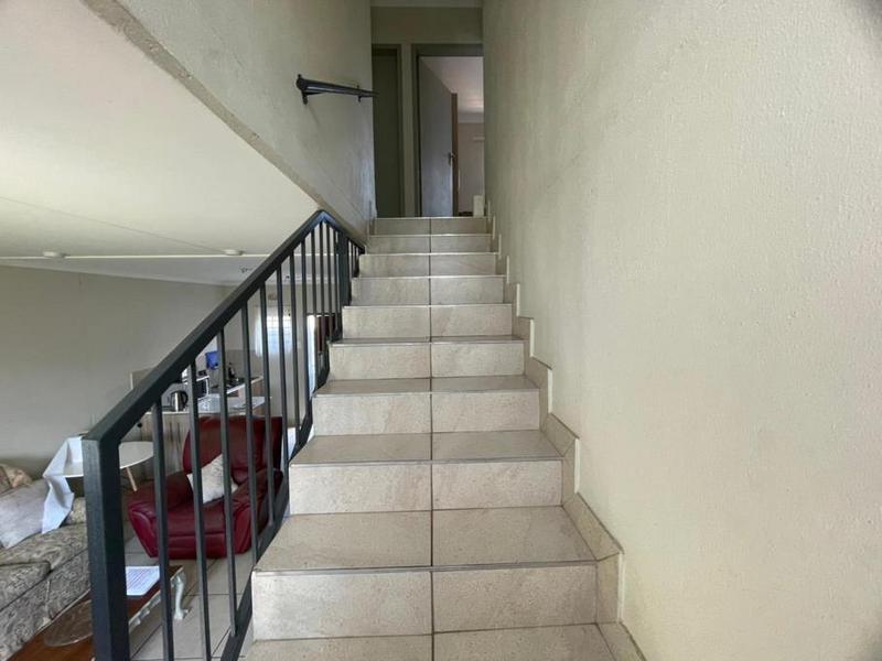 3 Bedroom Property for Sale in Albertsdal Gauteng