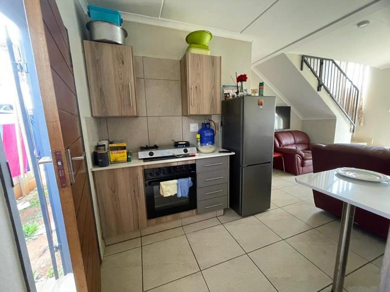 3 Bedroom Property for Sale in Albertsdal Gauteng