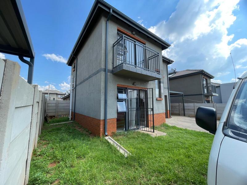 3 Bedroom Property for Sale in Albertsdal Gauteng