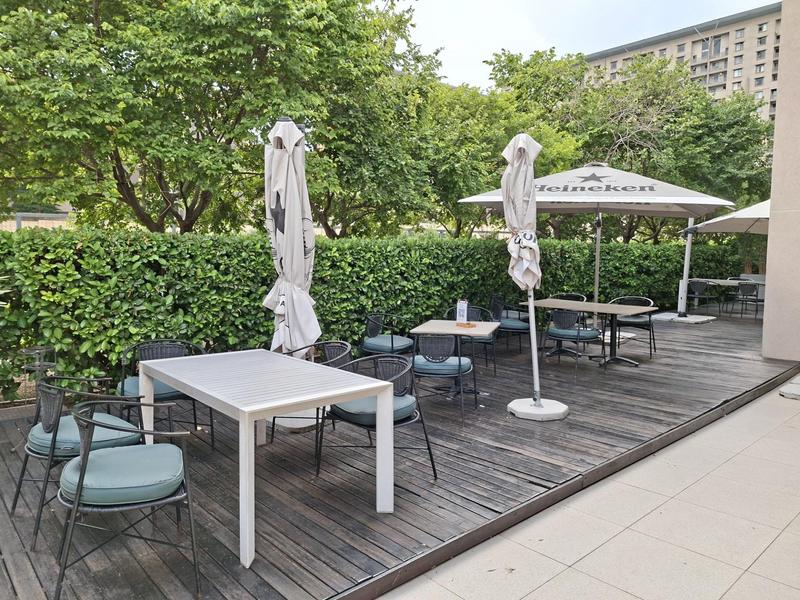 1 Bedroom Property for Sale in Sandton Gauteng