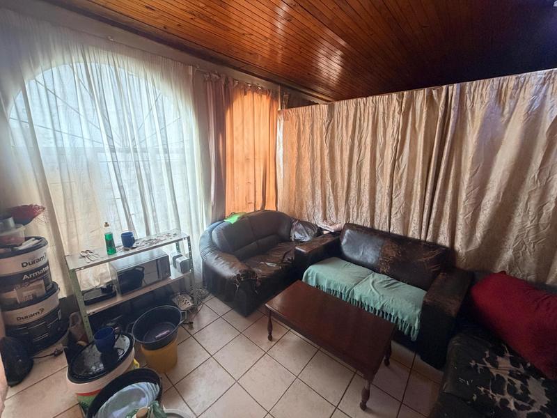 4 Bedroom Property for Sale in Laudium Gauteng