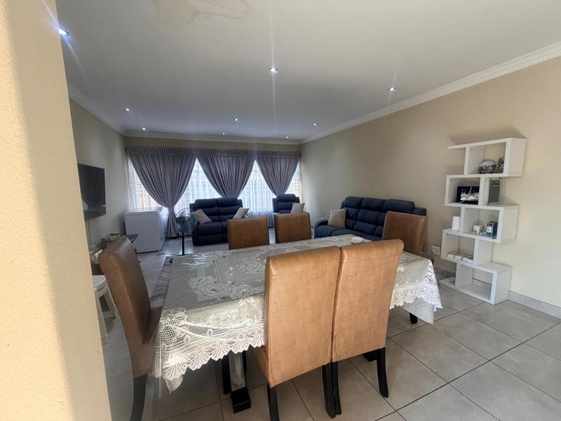 3 Bedroom Property for Sale in Laudium Gauteng