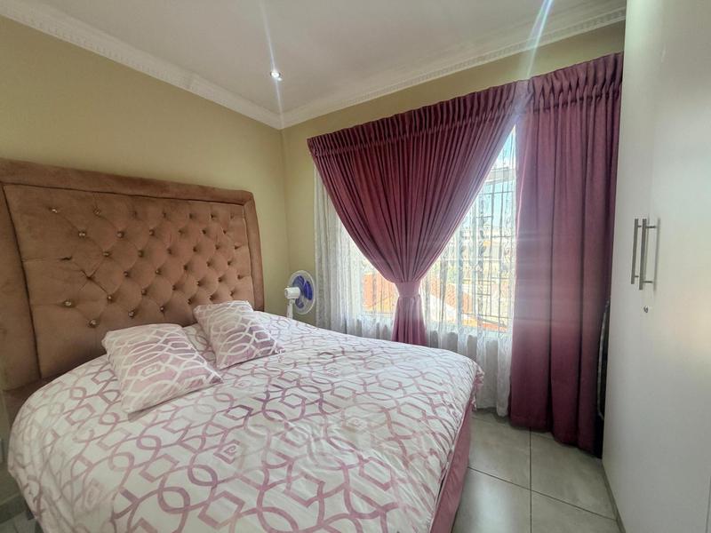3 Bedroom Property for Sale in Laudium Gauteng