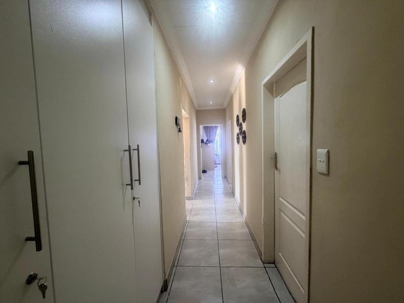 3 Bedroom Property for Sale in Laudium Gauteng