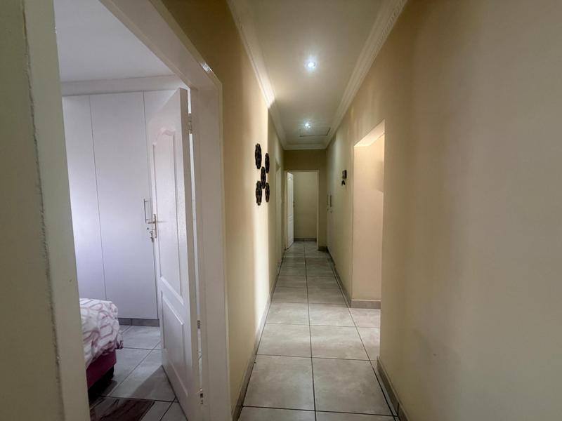 3 Bedroom Property for Sale in Laudium Gauteng