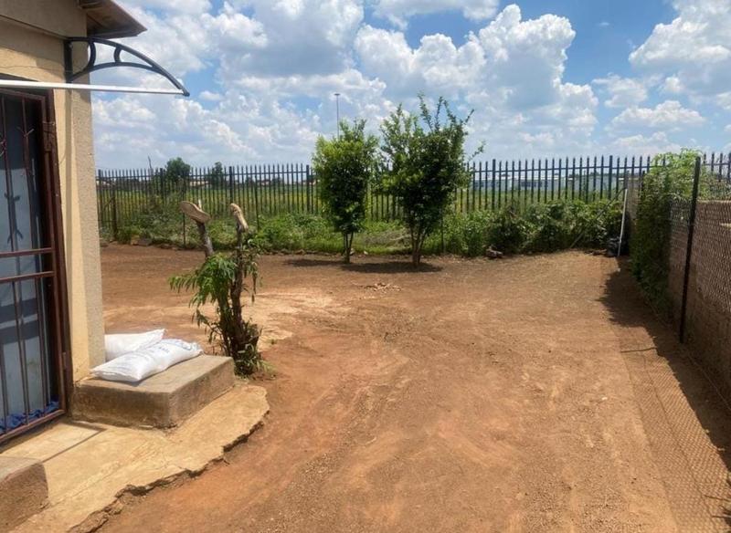2 Bedroom Property for Sale in Soshanguve East Gauteng
